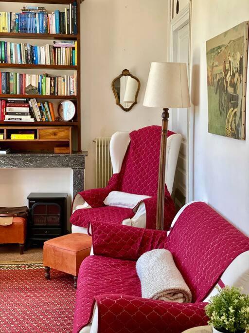 Charming Romantic Tower In Chateau Estate Ocquerre Buitenkant foto